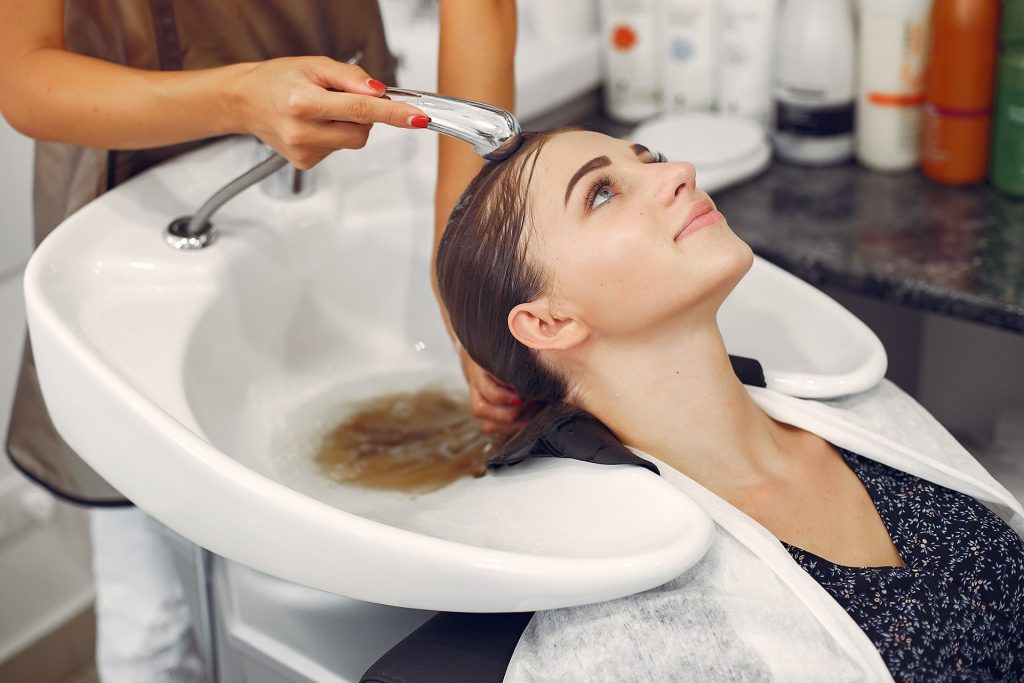 Reverse Hair Washing: The Secret to Gorgeous Hair